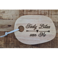 Houten serveerplank met eigen tekst groot